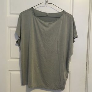 Uniqlo T Shirt Never Worn!